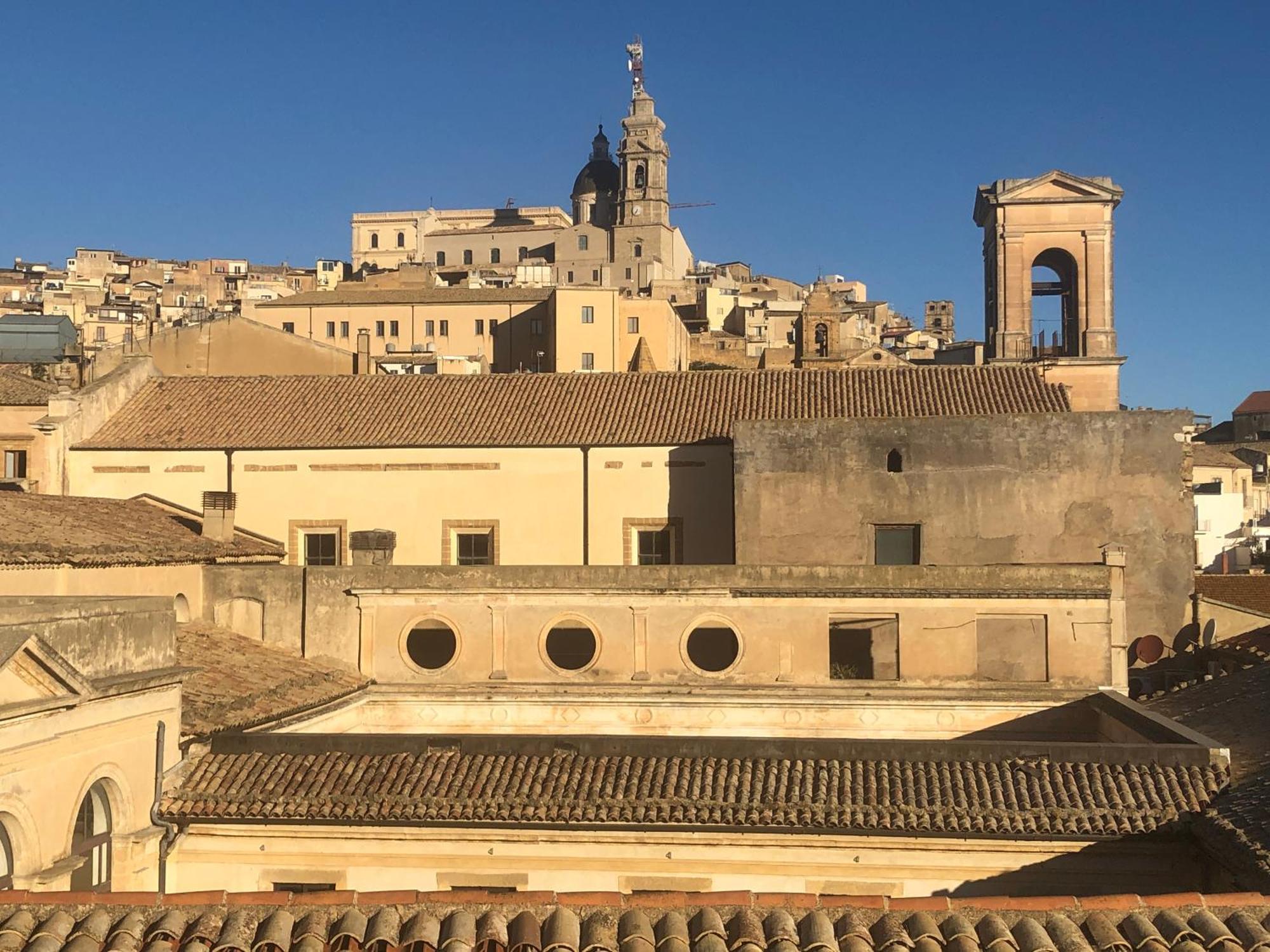 Bed and Breakfast Il Piccolo Attico Caltagirone Exteriér fotografie