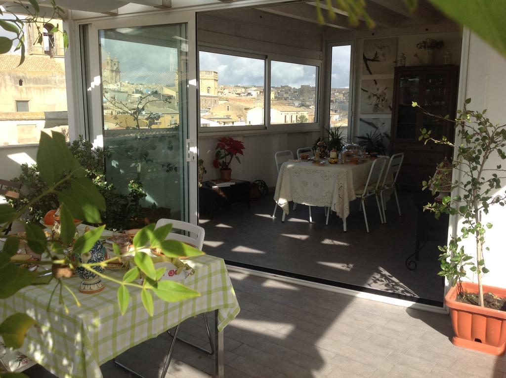 Bed and Breakfast Il Piccolo Attico Caltagirone Exteriér fotografie